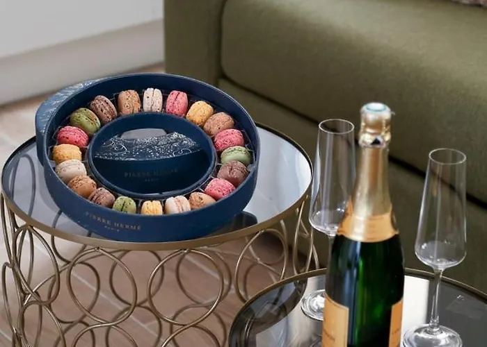 Апартаменты Tbs 98 - Superb Terrace In 15