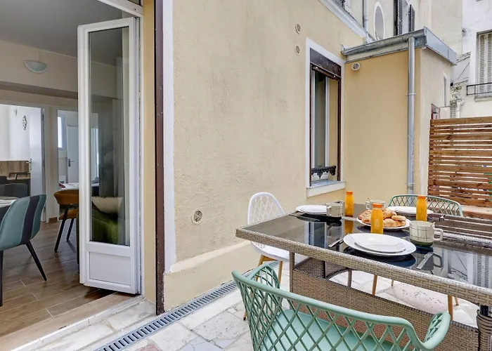 Апартаменты Tbs 98 - Superb Terrace In 15